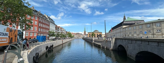 Frederiksholms Kanal is one of Kopenhagen.