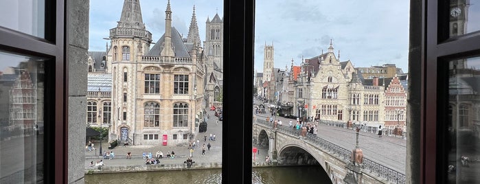 Hostel Uppelink is one of Ghent.