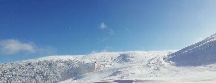 Uludag Karinna Otel Kayak Pisti is one of BILAL'ın Beğendiği Mekanlar.