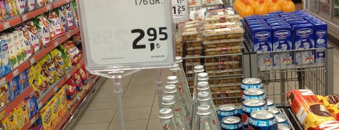 Migros is one of Orte, die Cem gefallen.