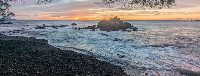 Waialea Beach (Beach 69) is one of Hawai’i.