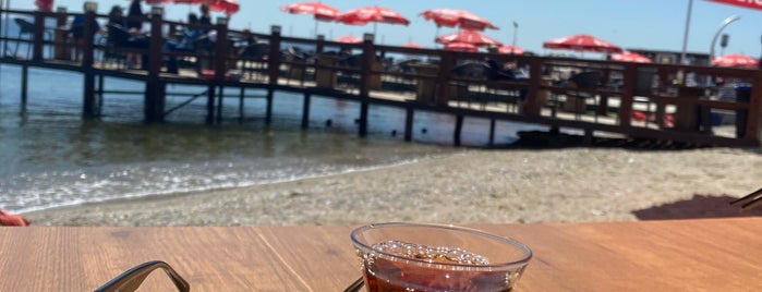 Suadiye Marina Beach is one of İstanbul Caffe.