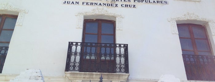 Museo de Costumbres y Artes Populares is one of Turismo Zuheros.
