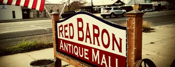Red Baron Antique Mall is one of Lugares guardados de Christine.
