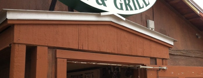 Poodie's Hilltop Bar & Grill is one of Tempat yang Disimpan Luis.