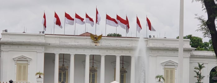 Istana Merdeka is one of Джакарта.