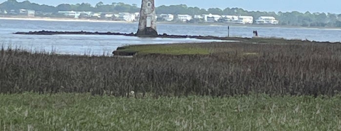 Cockspur Island Lighthouse is one of SV/GA.