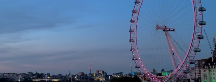 London Eye / Waterloo Pier is one of London 🇬🇧.