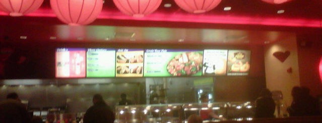 Panda Express is one of toluさんのお気に入りスポット.