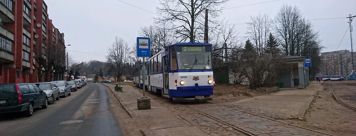 9. tramvajs | Aldaris - Tirdzniecības centrs "Dole" is one of Sabiedriskais transports-Tramvajs.