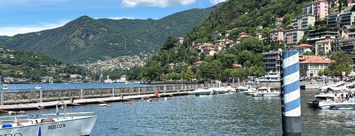 Lake Como is one of Como.