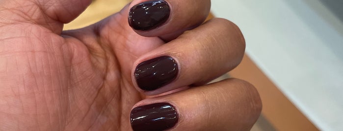 QQ Nails & Spa is one of Annie : понравившиеся места.