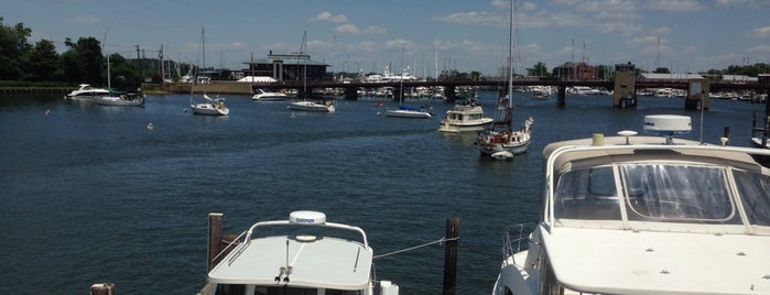 South Annapolis Yacht Centre is one of Locais curtidos por Ann.