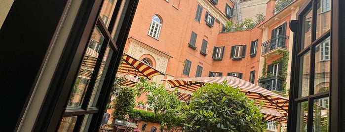 Hotel De La Ville is one of 🌇 Rome Rooftop 🍹🌆.