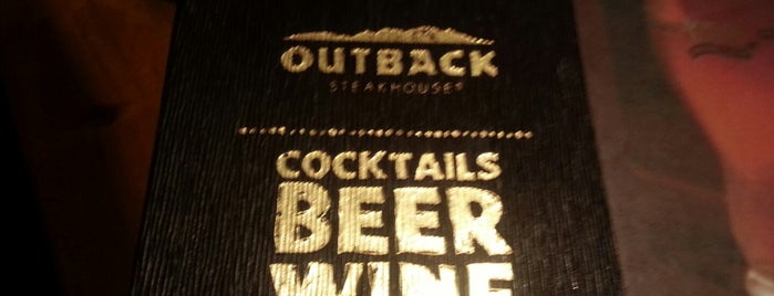 Outback Steakhouse is one of Locais curtidos por Bart.