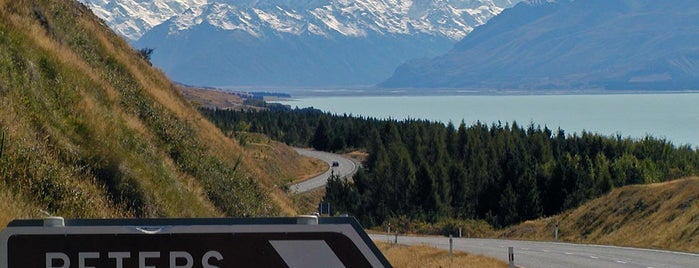 Lake Pukaki Viewpoint is one of New Zealand.