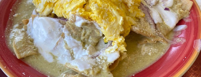 Los Chilaquiles is one of Brunch.