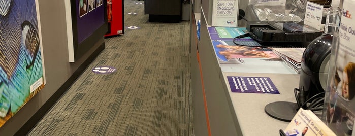 FedEx Office Ship Center is one of Print.