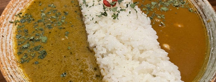 麻布十番 薬膳カレー is one of スパイスカレー（東京）🍛.