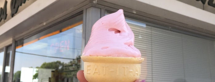 Carl's Ice Cream is one of Mikeさんの保存済みスポット.