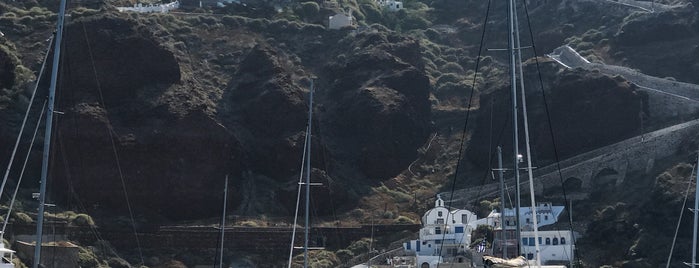 Ammoudi Bay is one of 72 Hours in Santorini.