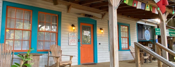 Blue Moon Guest House & Saloon is one of Lafayette, LA to-dos.