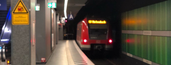 S Taunusanlage is one of S-Bahn S5 (Rhein Main).