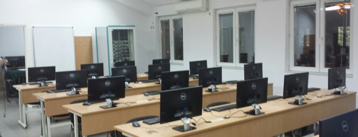 Računarske laboratorije 25 i 26 Paviljon Rašović is one of Lista za SI-evce.