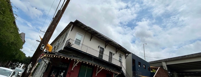 Sidecar Patio & Oyster Bar is one of New Orleans.