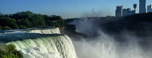 Niagara Falls (American Side) is one of 2018년 9월 뉴욕.