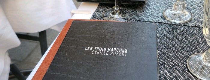 Les Trois Marches is one of Paris restaurants.