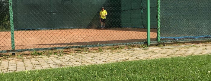 Club-Pro Tennis is one of Nikitos : понравившиеся места.