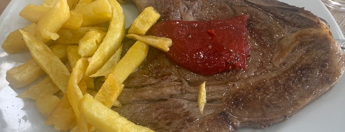 La Bodeguilla de San Lázaro is one of 101 sitios donde comer en Santiago.