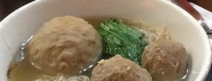 Bakso Jawir is one of Hendraさんのお気に入りスポット.