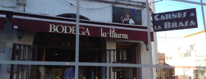 La pitarra is one of ¡Sientate a comer!.