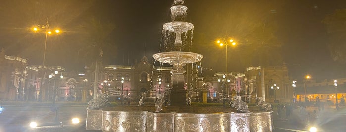 Plaza Mayor de Lima is one of Peru favs.