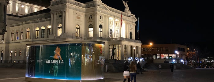 Opera is one of Zurich.