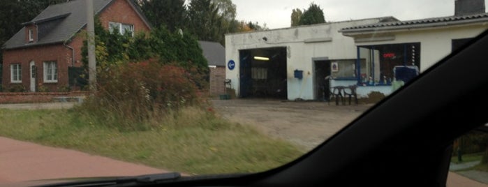 Car-Wash handwas is one of Tankstation's, Garages.