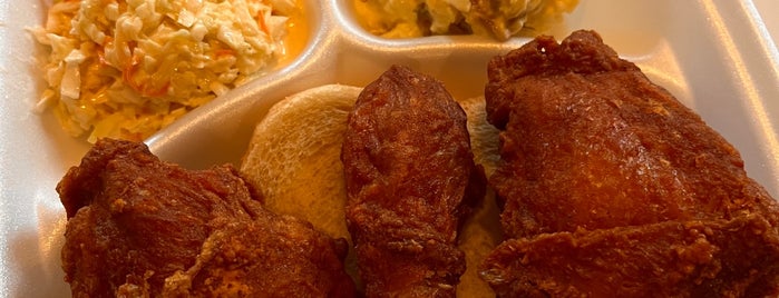 Gus's World Famous Fried Chicken is one of Chicken I must try.