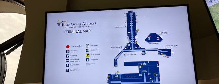 Blue Grass Airport (LEX) is one of Erick'in Beğendiği Mekanlar.