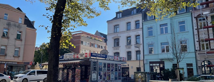 Lenauplatz is one of Ehrenfeld.