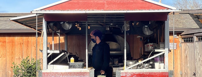 Hideaway Bakery is one of Tracktown USA.