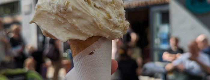 Duo Sicilian Ice Cream is one of Lugares guardados de Allegra.