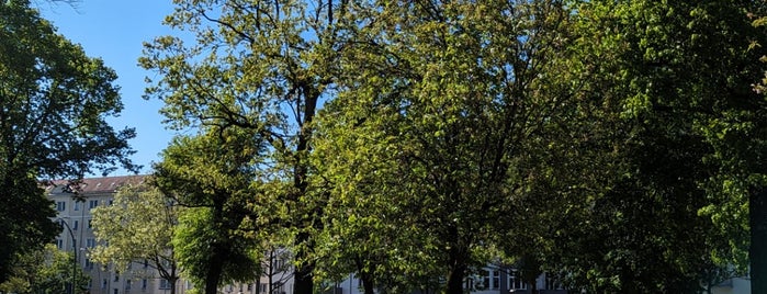 Park an der Diesterwegstraße is one of Parks & Plazas in P‘berg.