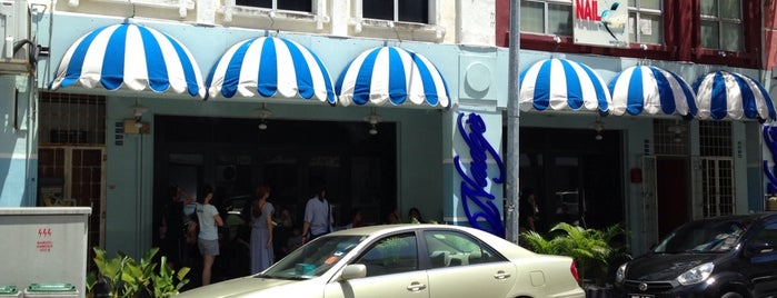 Nadeje Café is one of Explore Melaka.