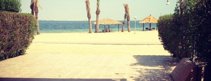 Al Nakheel Beach is one of Love.