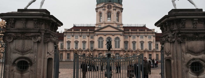 Дворец Шарлоттенбург is one of Berlin.