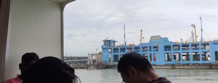 Butterworth Ferry Terminal (Pangkalan Sultan Abdul Halim) is one of Penang getaway.