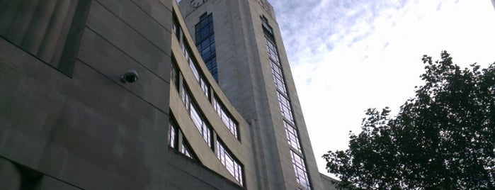 National Audit Office is one of Lieux qui ont plu à Helen.
