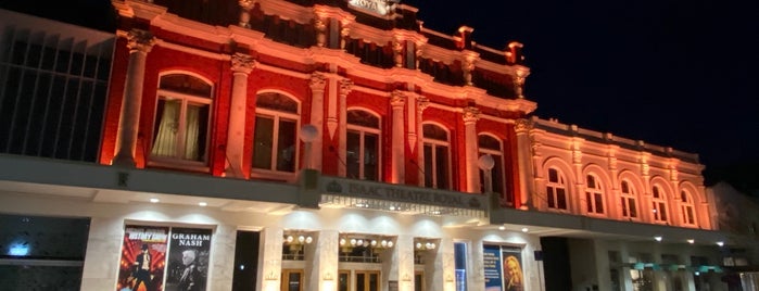 Isaac Theatre Royal is one of Christchurch.